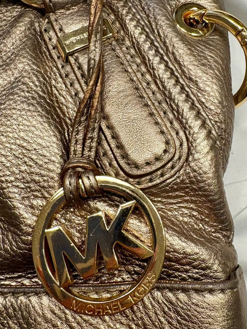 Authentic Michael Kors Layton Metallic Gold Pebbled Leather Shoulder Bag w/ Dust - Picture 4 of 13